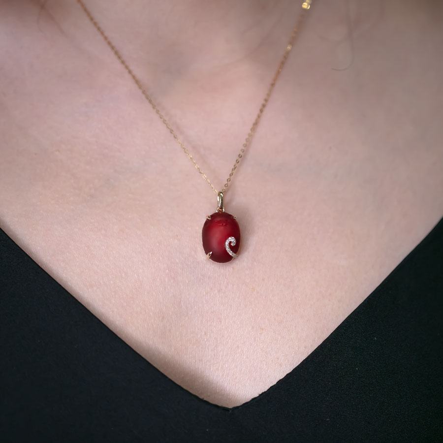 Hand Carved Cat Mexican Egg Fire Opal, Diamond Tail Necklace 18K Yellow Gold