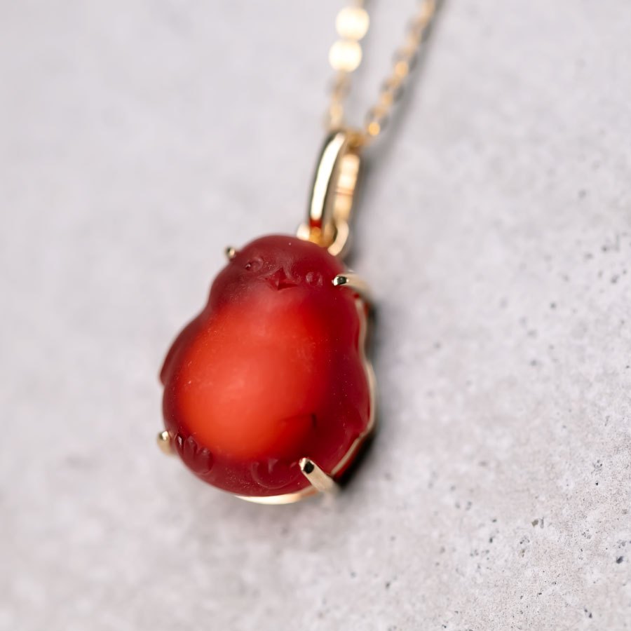 Super Adorable Handcarved Penguin Egg Fire Opal Necklace 18K Yellow Gold