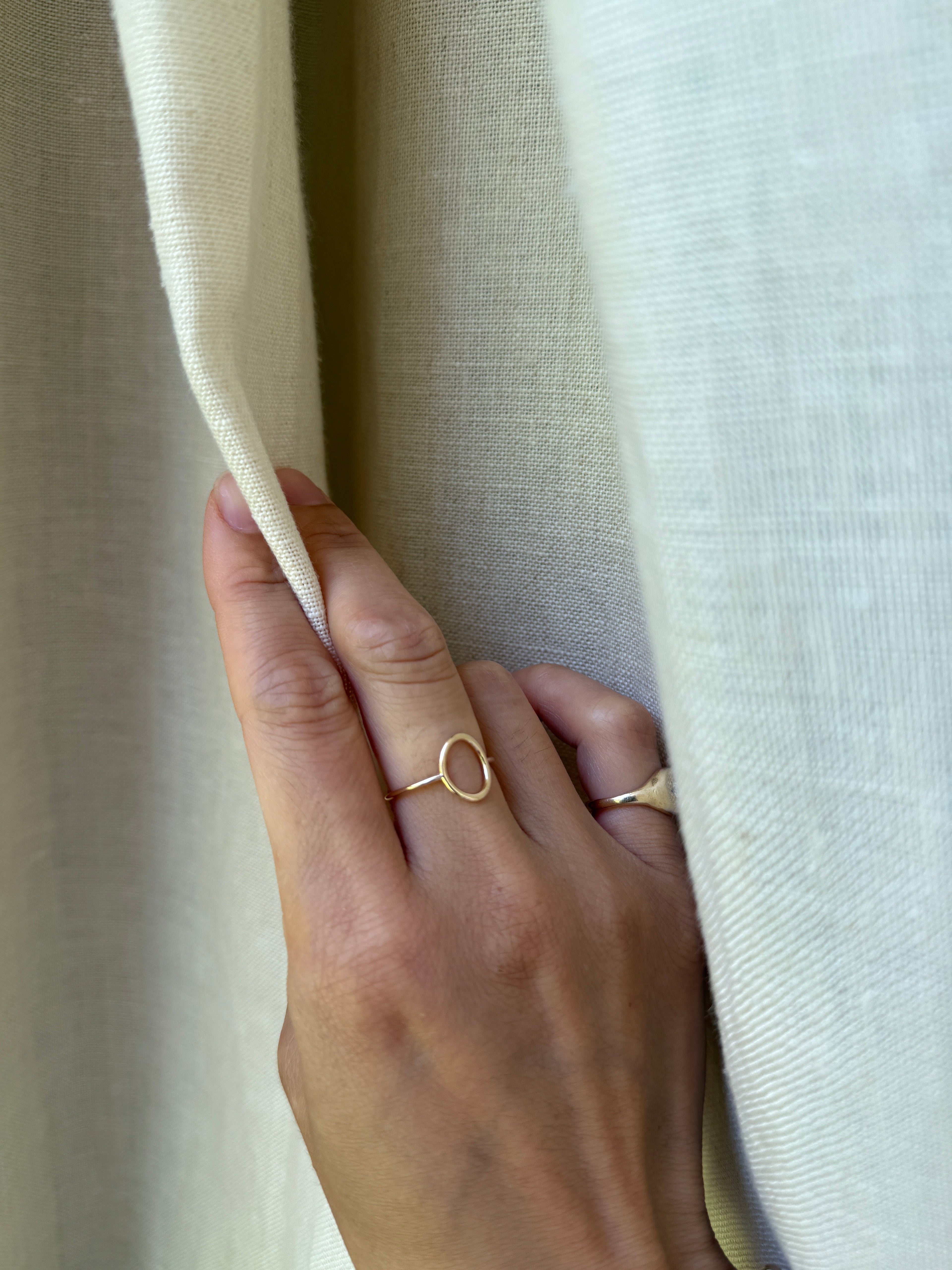 14K Yellow Gold Open Oval Ring
