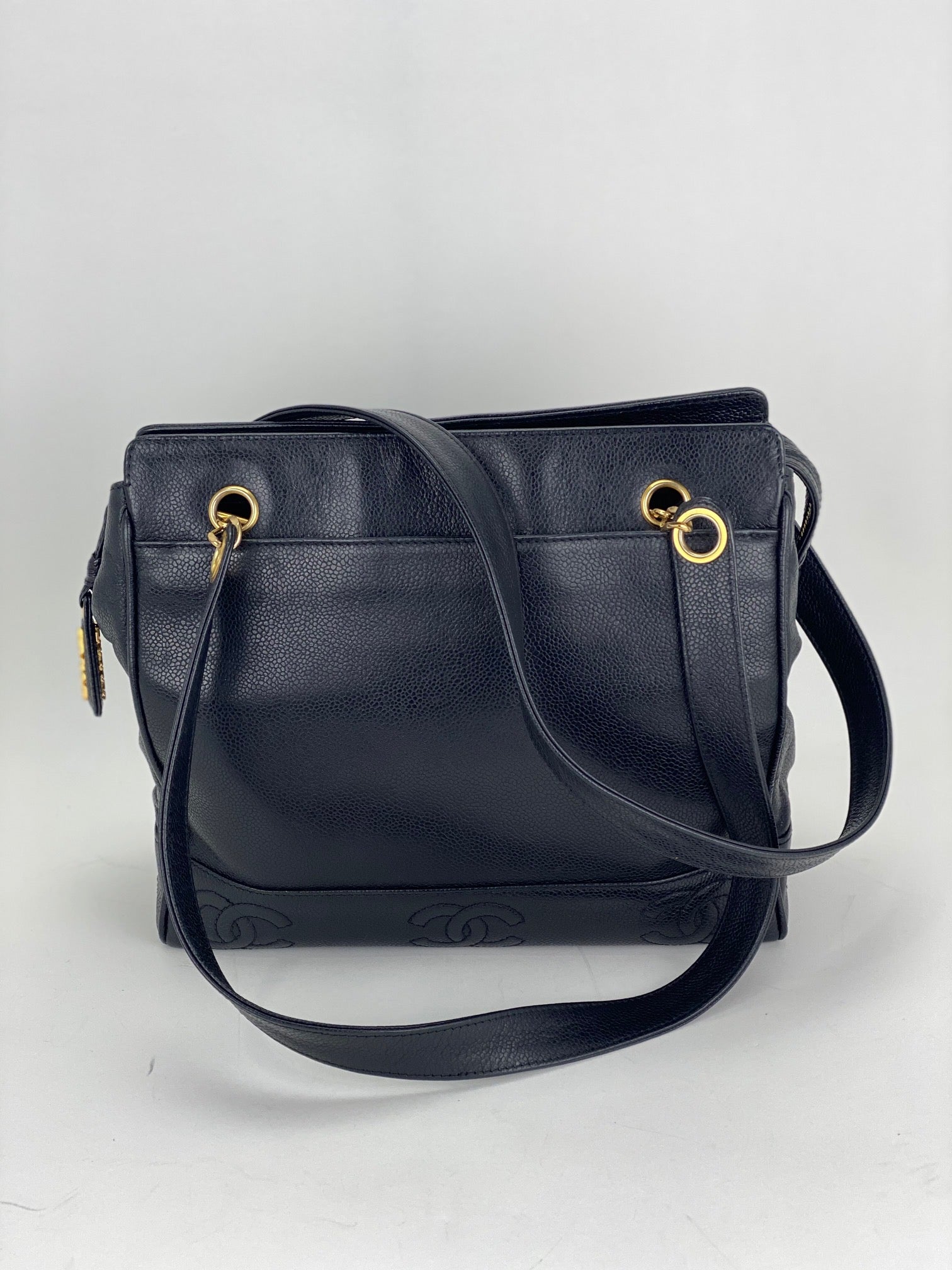 CHANEL Vintage Black Caviar Leather CC Zip Tote Shoulder Bag w/added insert  Pre owned