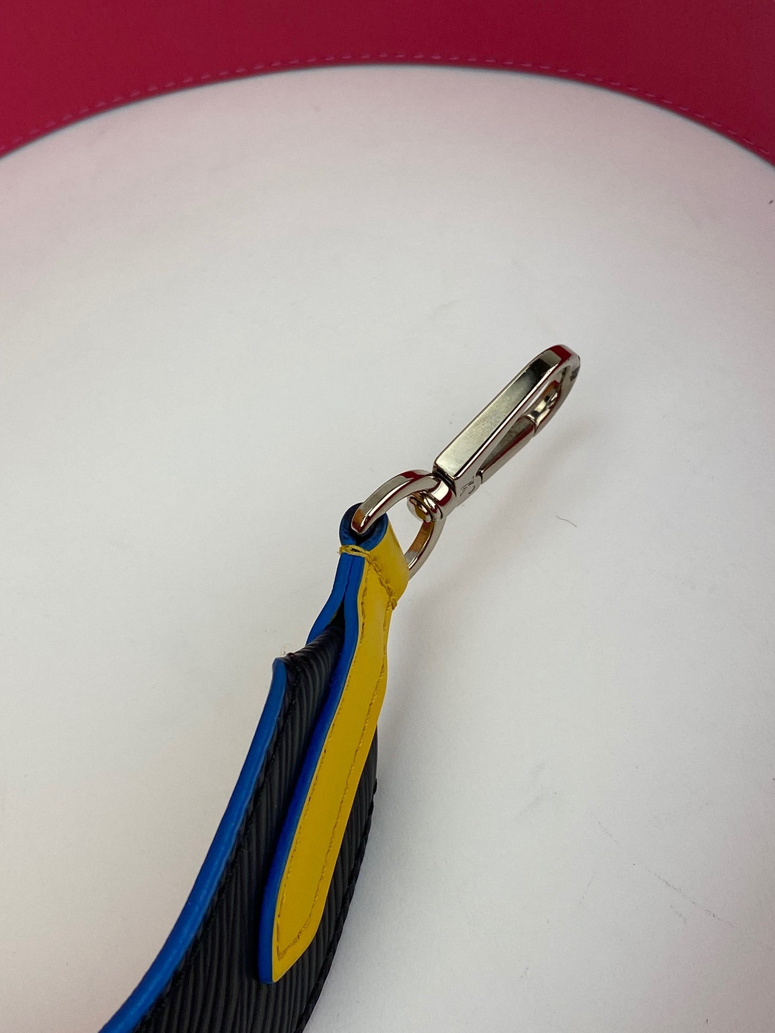 LOUIS VUITTON Epi Bandouliere Leather Shoulder Strap Black Pink Yellow