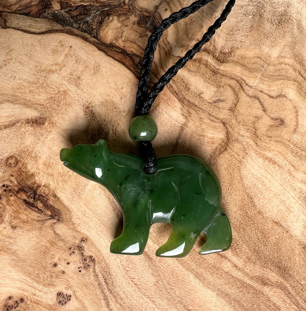 Jade Bear Pendant 35mm