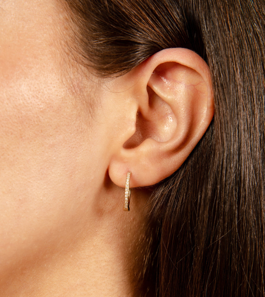 Diamond 15mm Huggie Hoop Earring