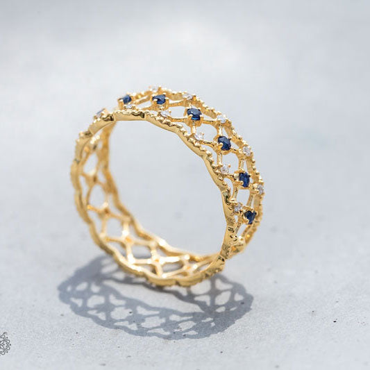 Geometric Art Design Sapphire & Diamond 18K Yellow Gold Ring