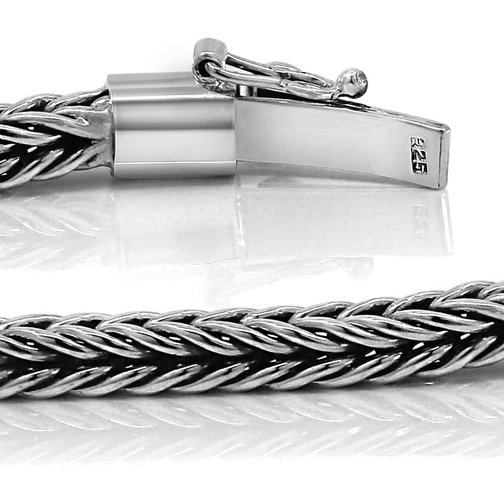 Slithering Silver