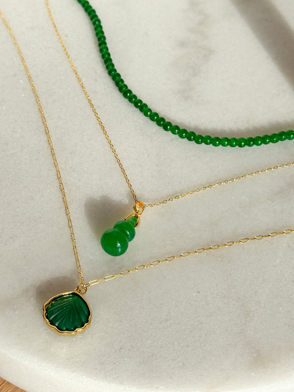 Shell — Green Jade Stone Pendant Necklace