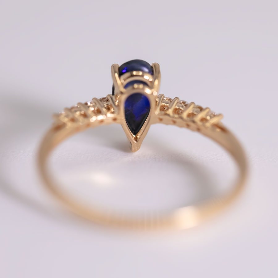 Stylish Black Opal Diamond Engagement Ring 18K Yellow Gold