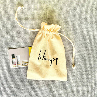 Travel bundle gift pouch