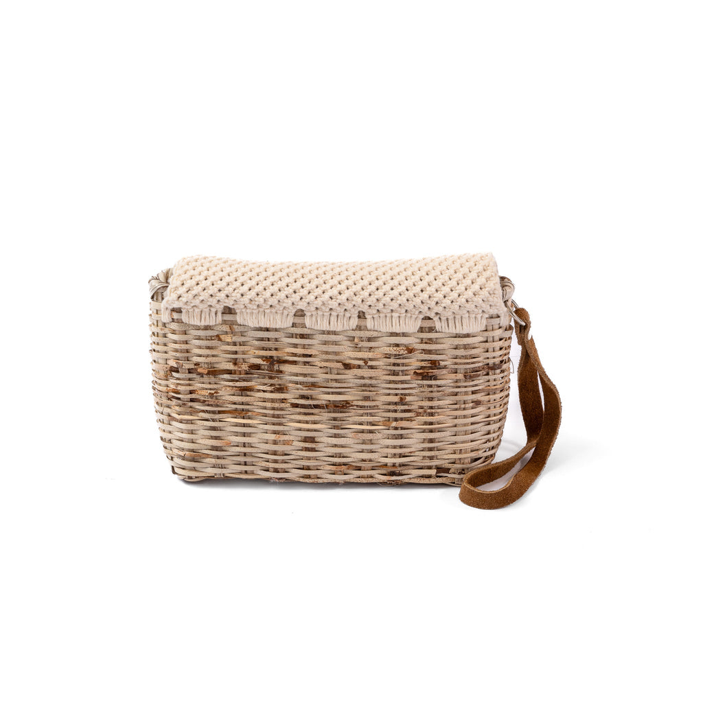 Itzel Clutch Bag