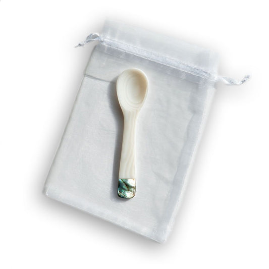 Accoutrements - Mother Of Pearl Spoon With Abalone Inlay