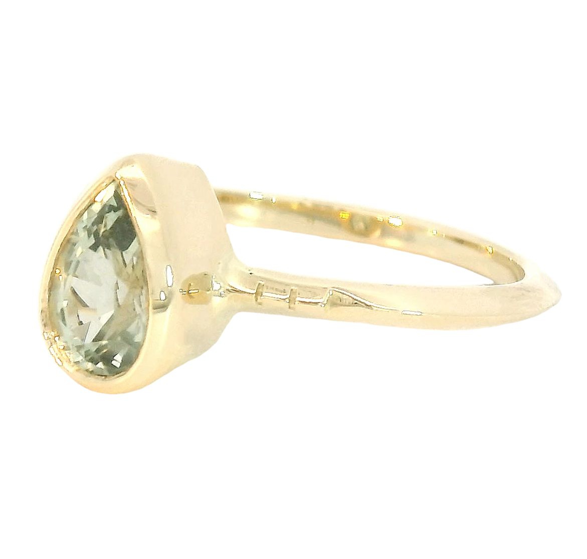 Pirn Montana Sapphire Solitaire