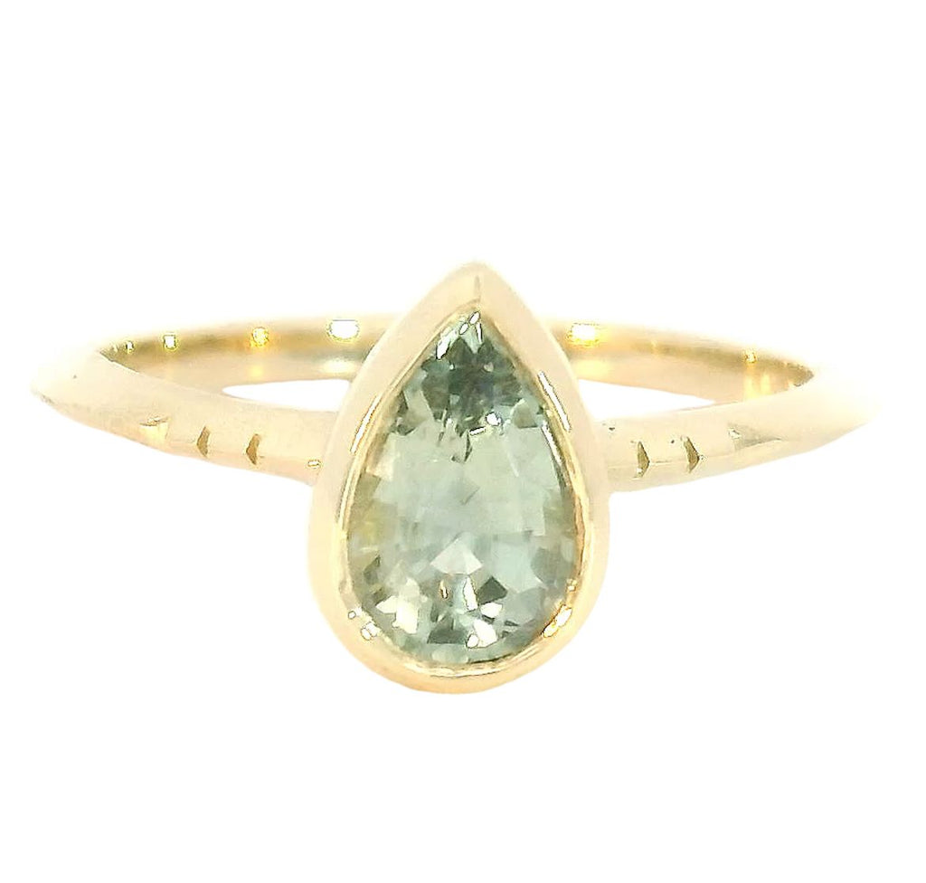 Pirn Montana Sapphire Solitaire