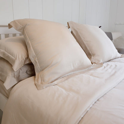 ethical-bedding-silk-bed-sheets-pillowcases