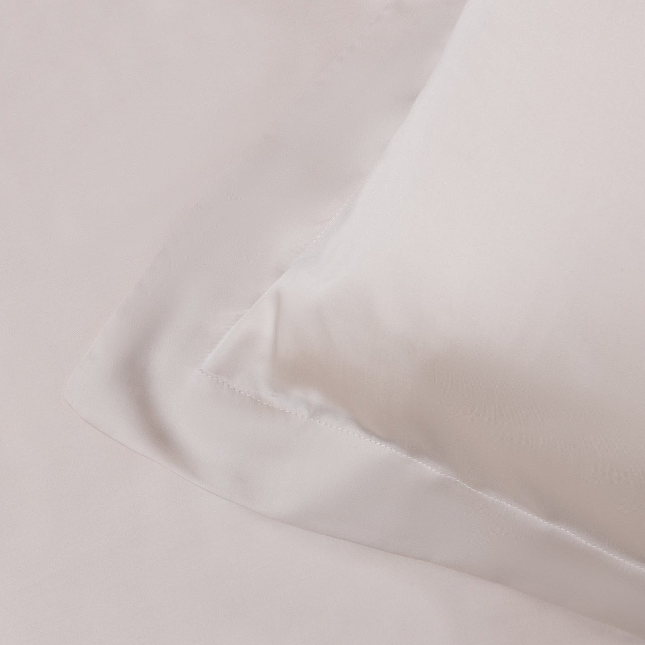 ethical-bedding-silk-bed-sheets-pillowcases