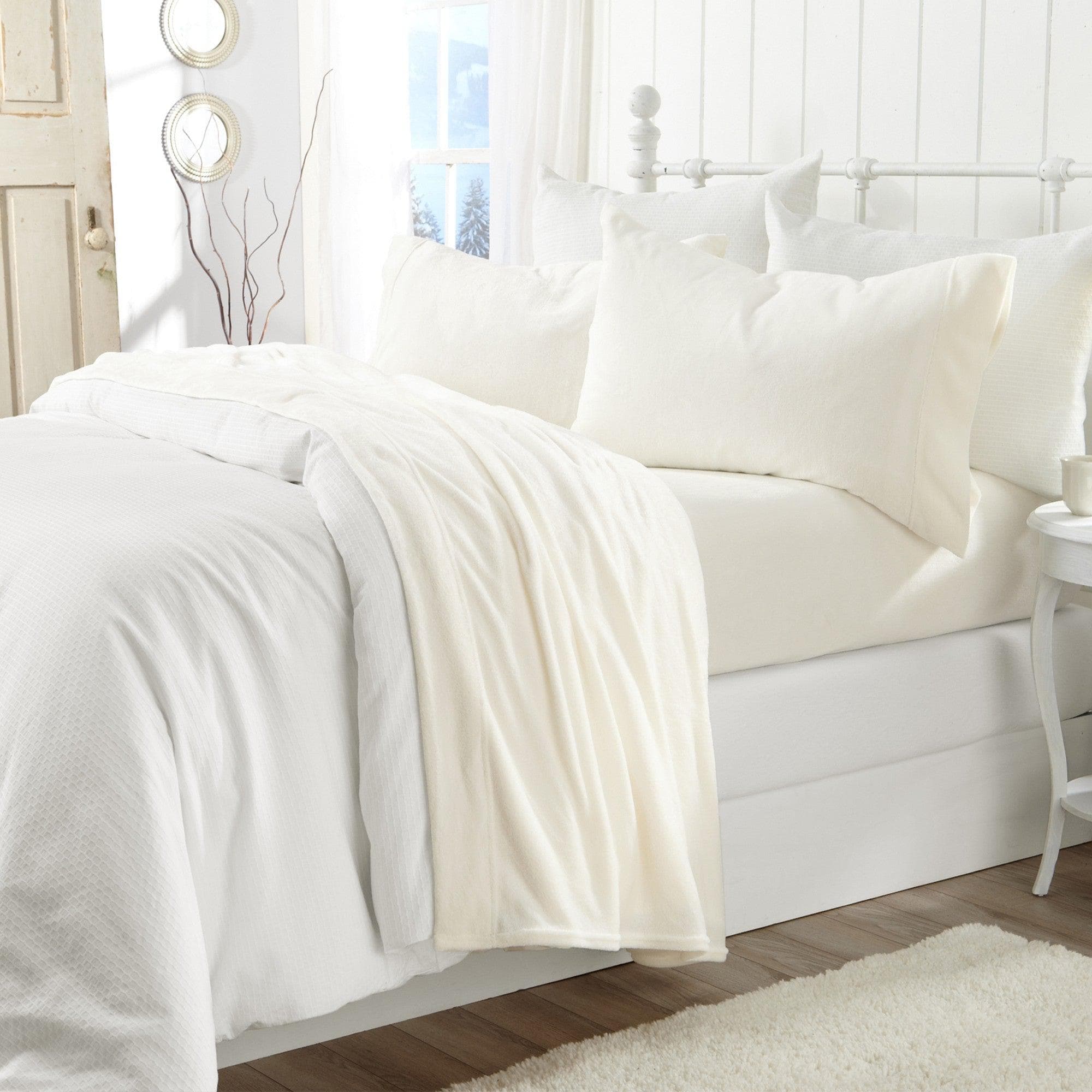 4-Piece Solid Plush Sheet - Velvet Luxe Collection