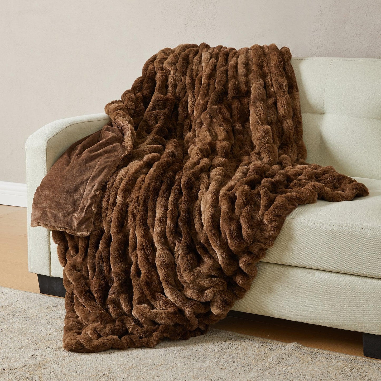 Ruched Faux Fur Throw Blanket - Alondra Collection