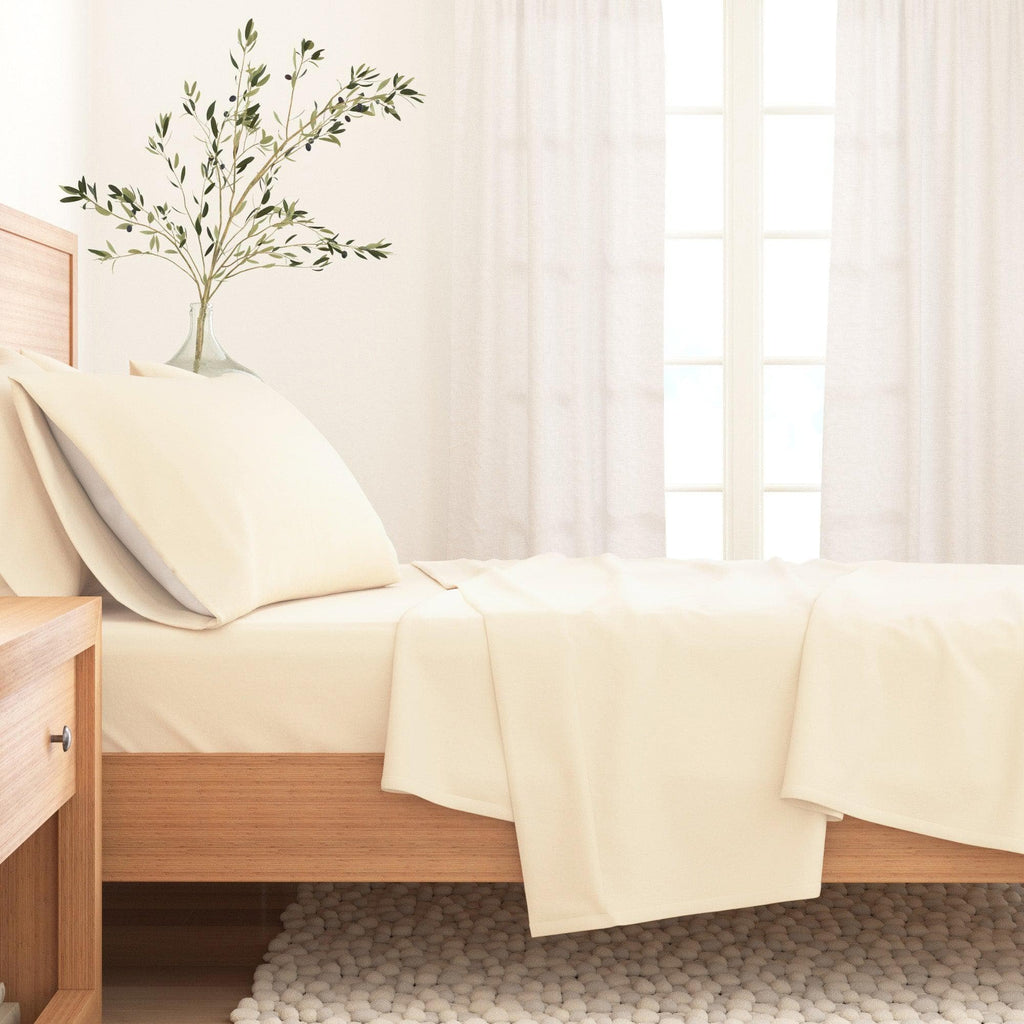 4-Piece Cotton Solid Flannel Sheet - Nordic Collection