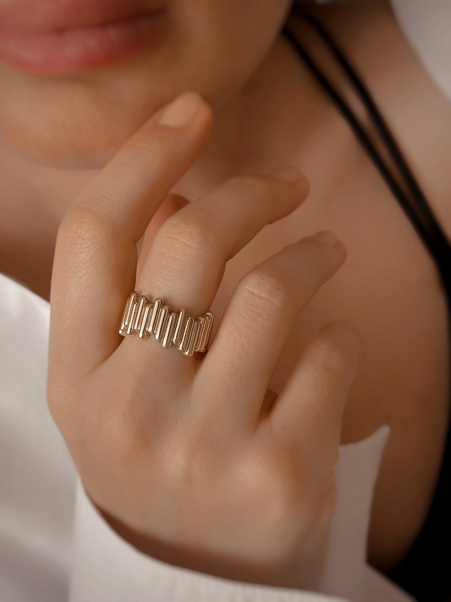 14K Solid Gold Serrated Wave Zigzag &nbsp;Model Ring