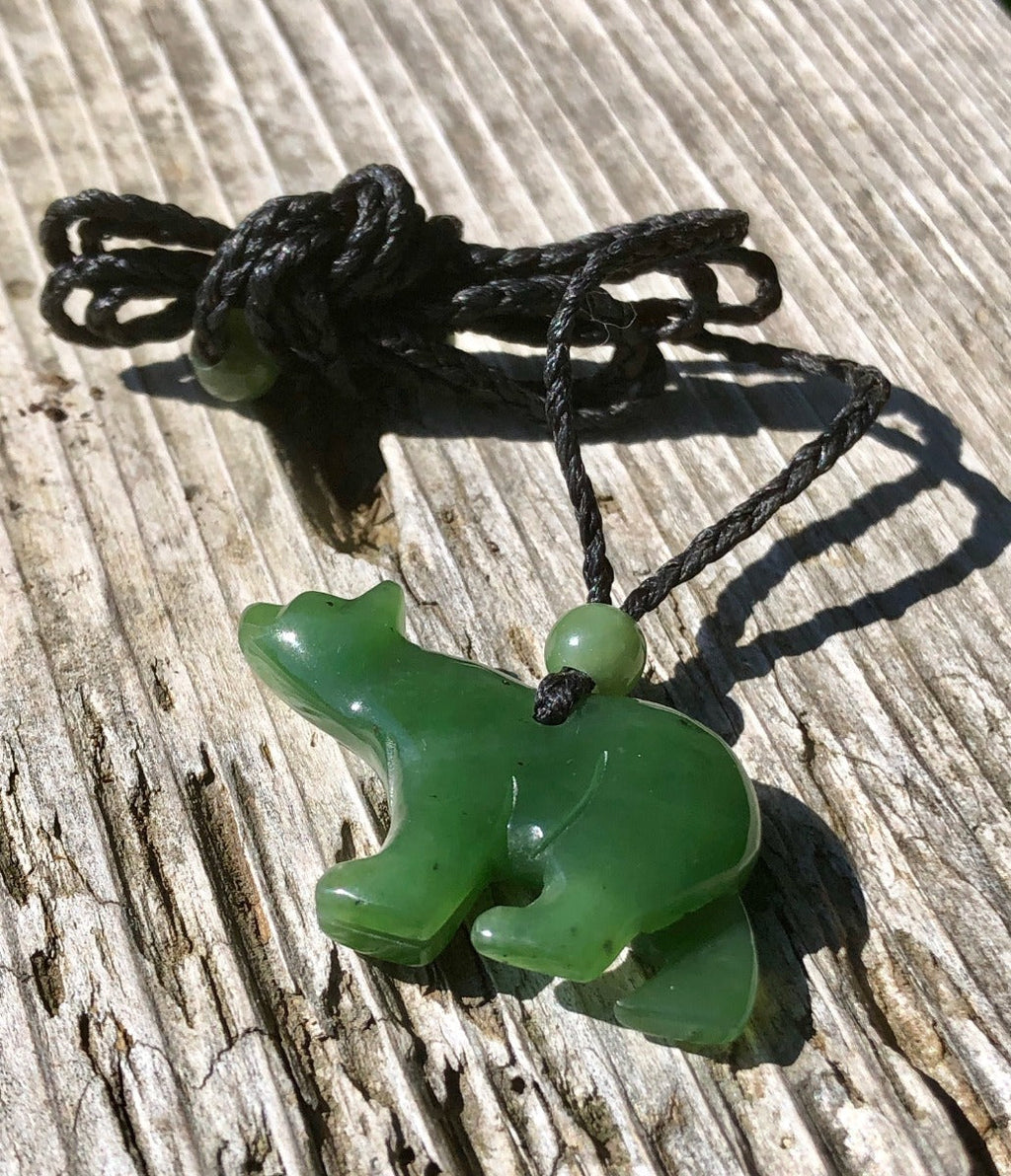 Jade Bear Pendant 35mm