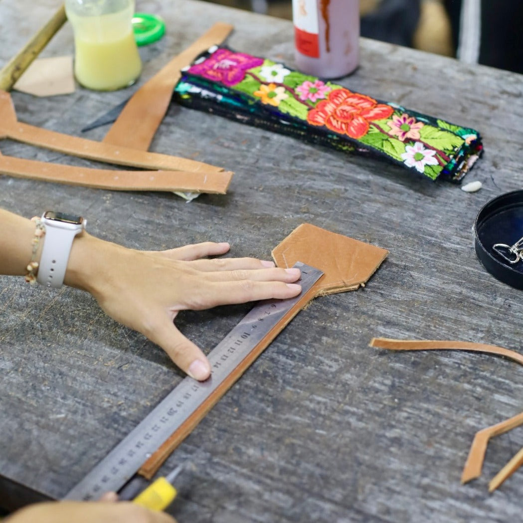 Edinburgh Regular Strap in Caramel