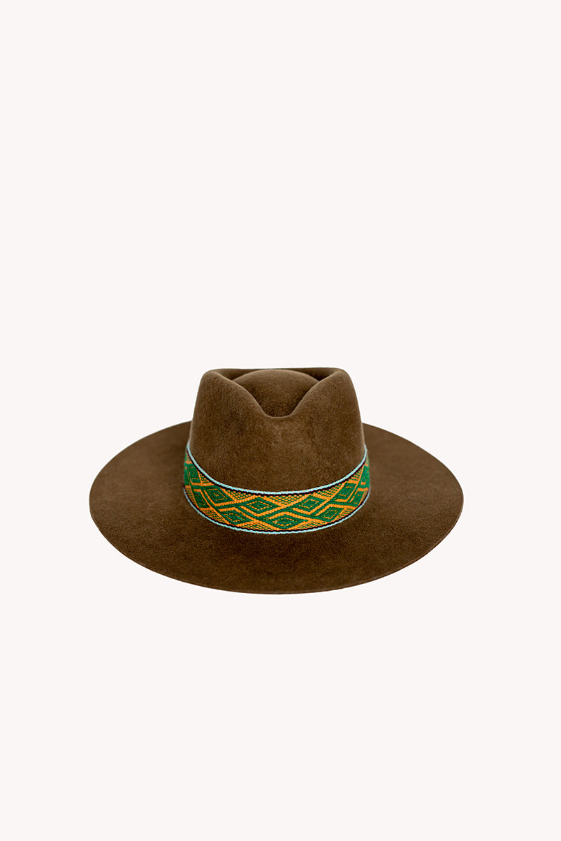 chestnut-western-hat