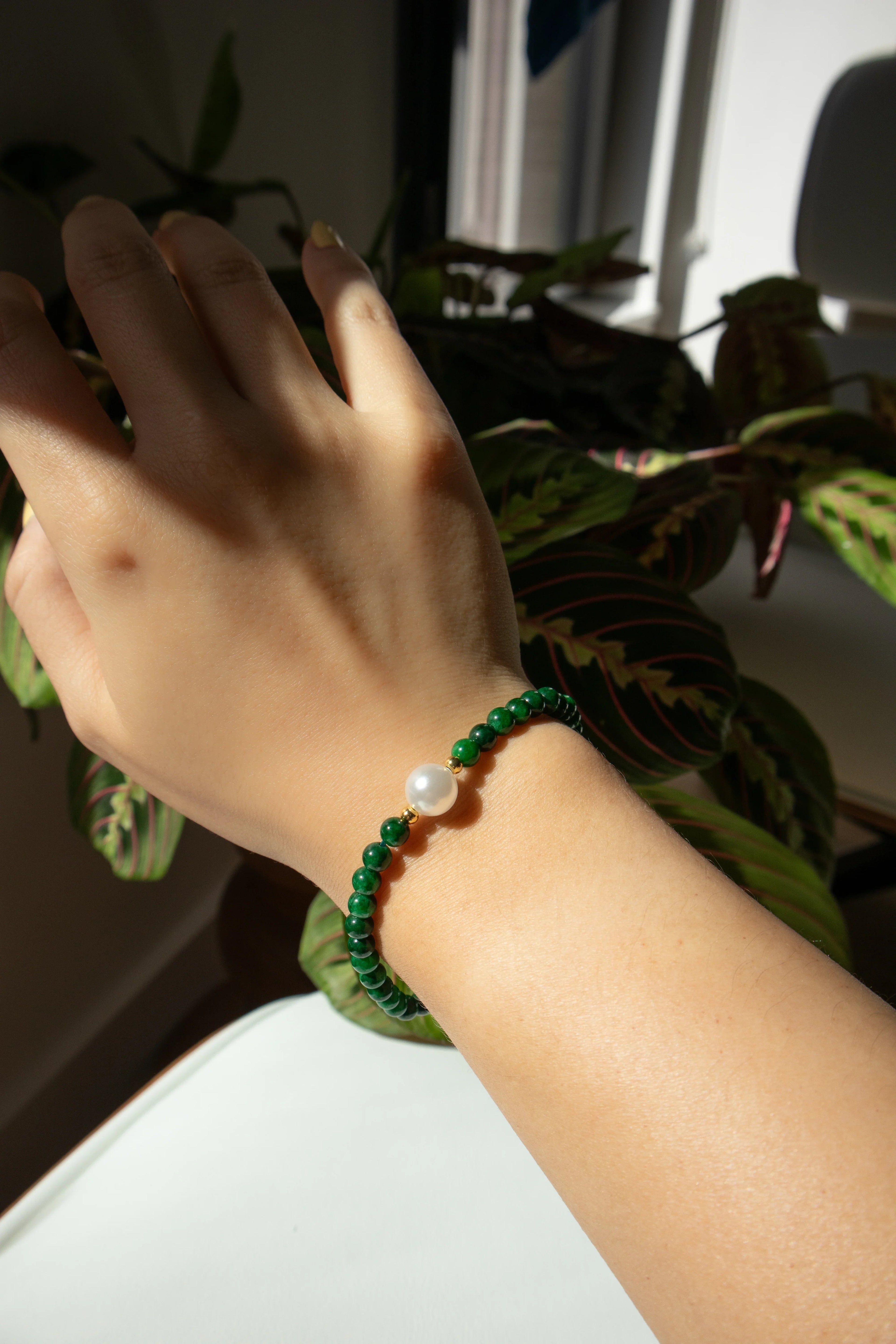 Clara — Pearl and Green Chalcedony Beaded Bracelet
