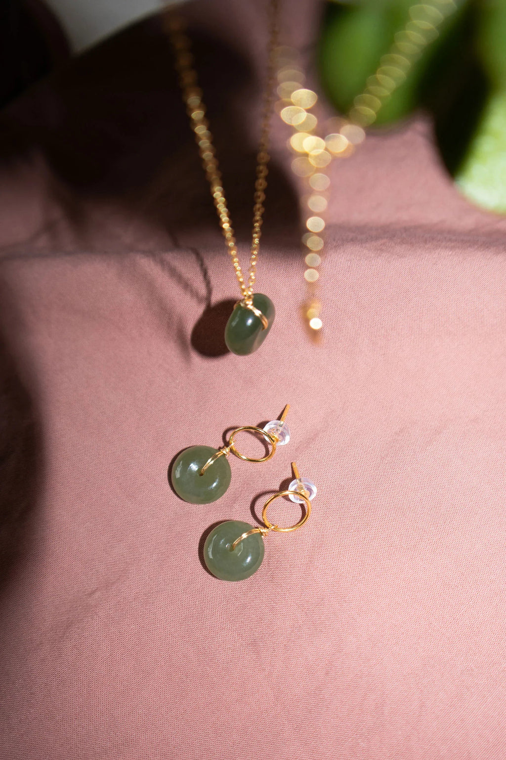 Coin — Green Jade Hollow Necklace