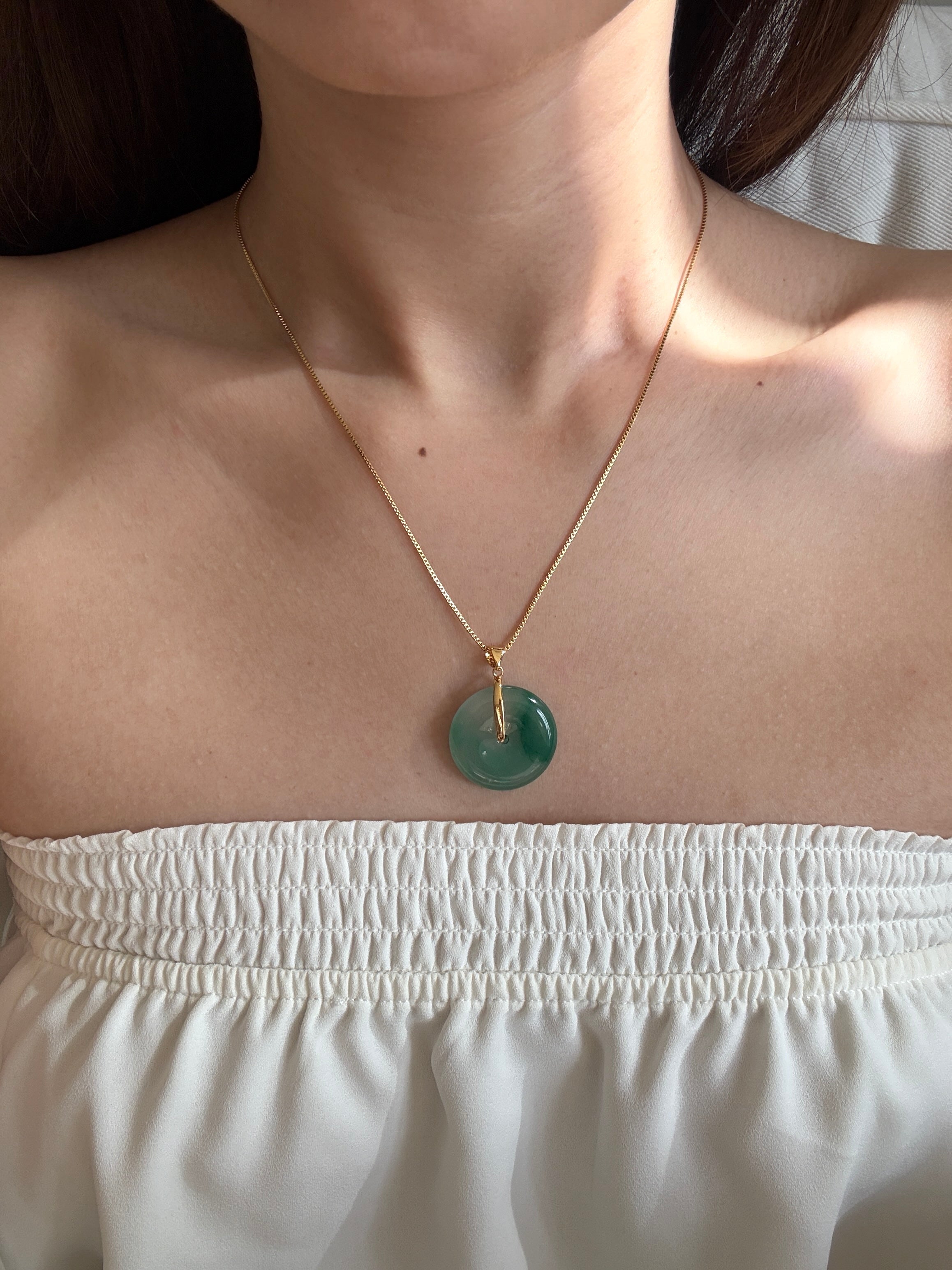 Oro — Jade Stone Pendant Necklace
