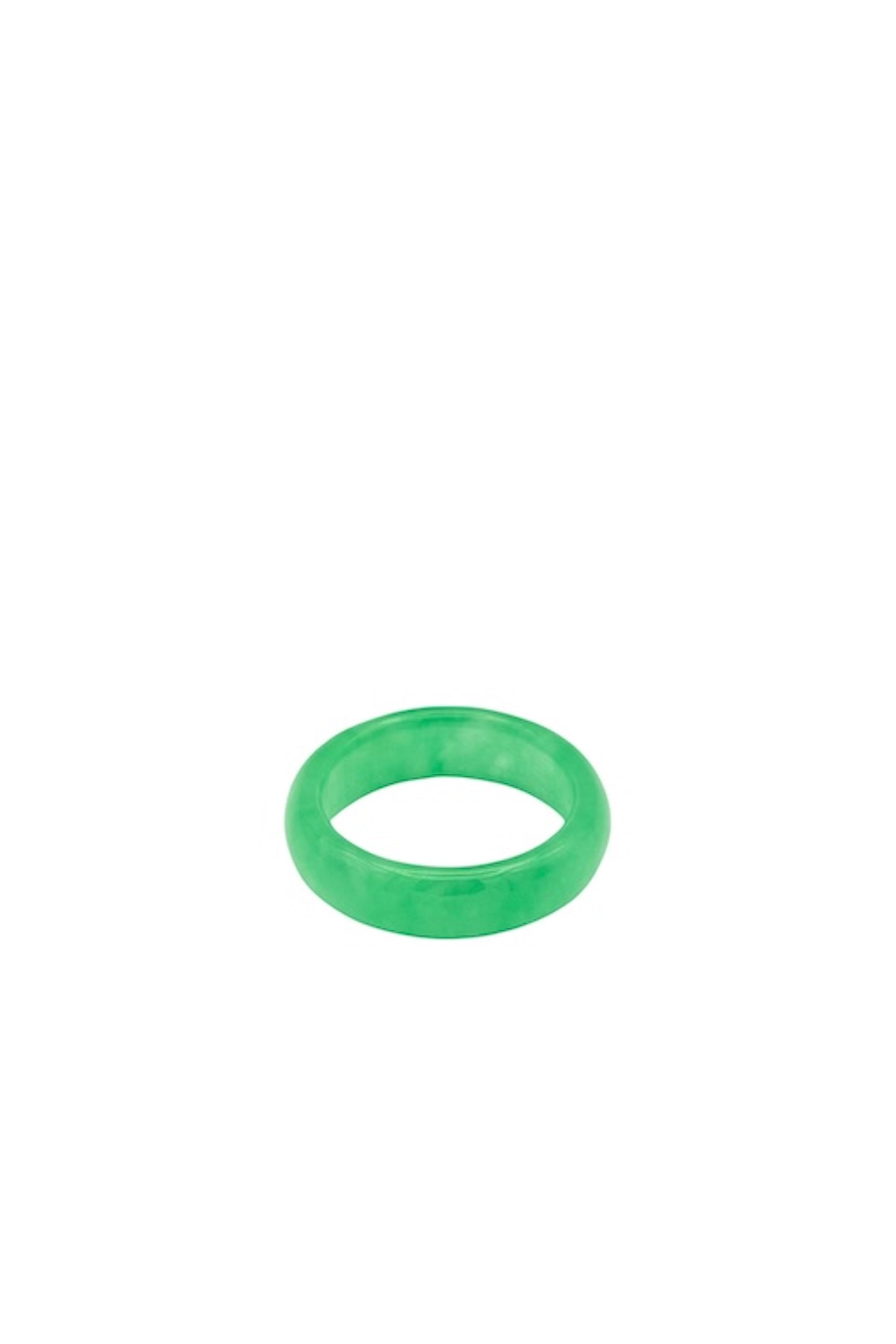 zZ — Imperial Green Jade Ring