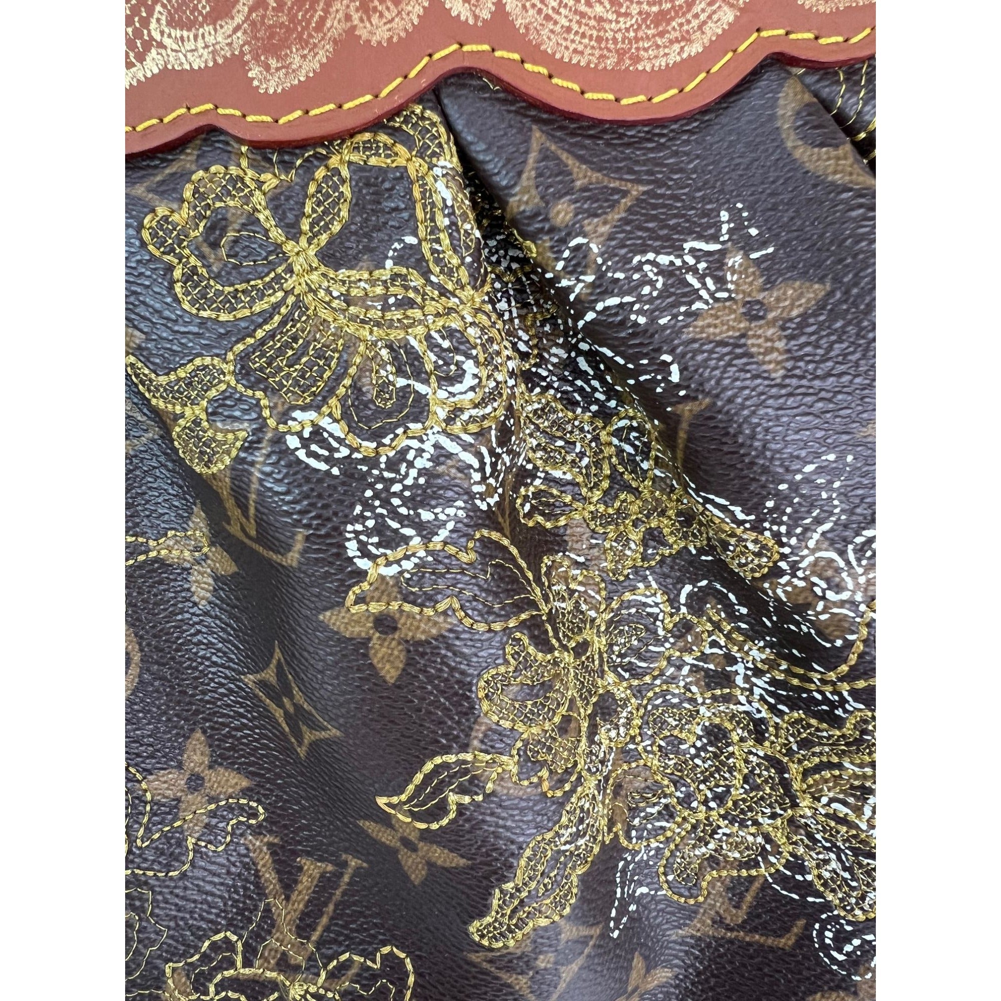 Louis Vuitton Dentelle Fersen Gold Monogram Tote Bag Limited Edition